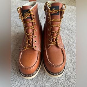 Men’s work boots